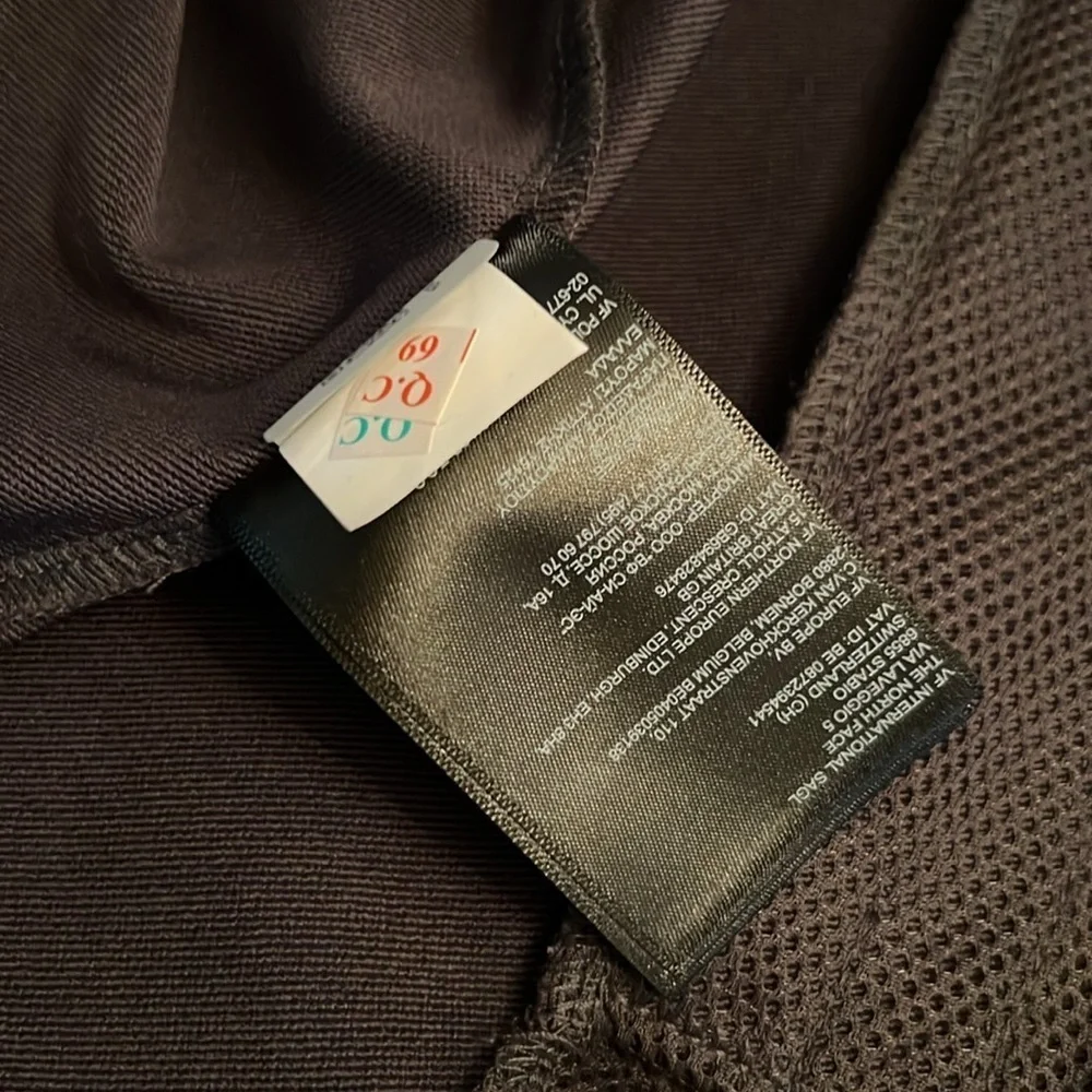 The Northface Windfall men’s 2XL gray jacket